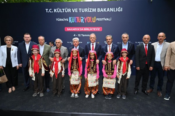 SAKARYA, İLK KEZ TÜRKİYE KÜLTÜR YOLU FESTİVALİ İLE BULUŞTU